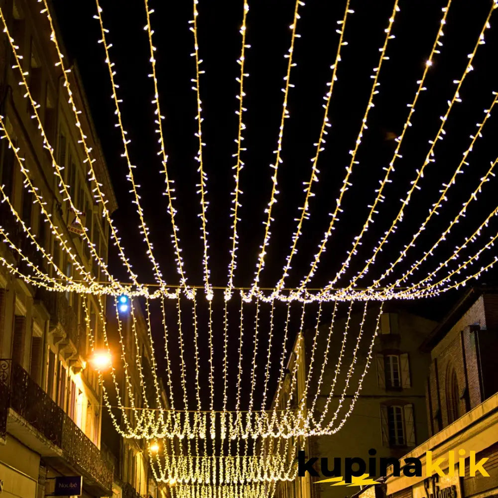 LED Svetleća Traka 50M / 100M – Fleksibilna Praznična Dekoracija ✨